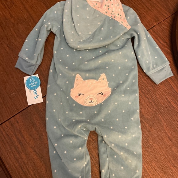 Cute hooded zip up pajamas - Picture 4 of 4